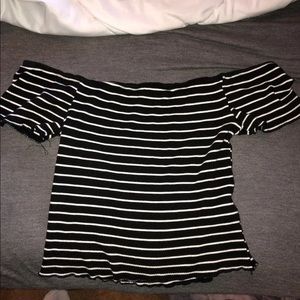 Off the shoulder stripe